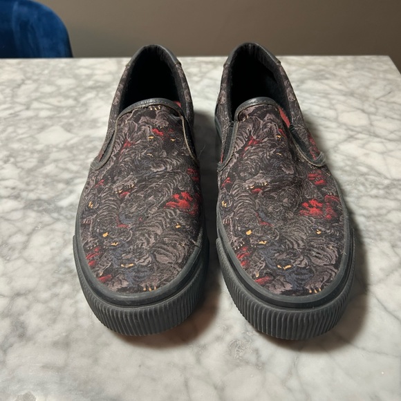 Kenzo panther slip ons